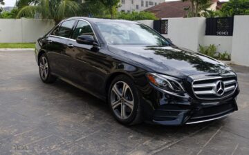 MERCEDES-BENZ E 300 