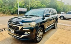 TOYOTA LAND CRUISER
